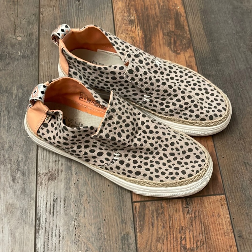 Hey Dudes Womens Size 7